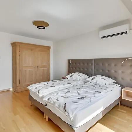 公寓 Le Saint-eloi Luxury Private Parking With Ac 6 Pers Old Town