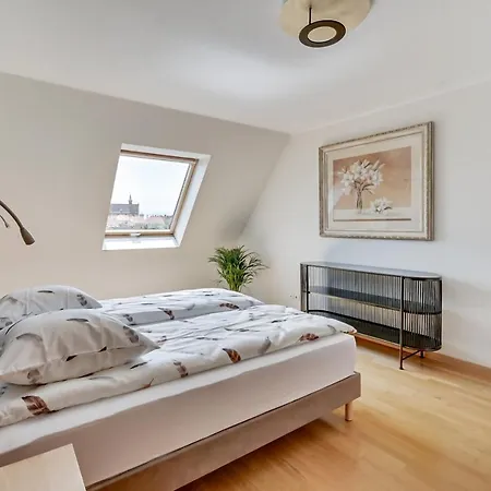 Le Saint-eloi Luxury Private Parking With Ac 6 Pers Old Town Apartamento